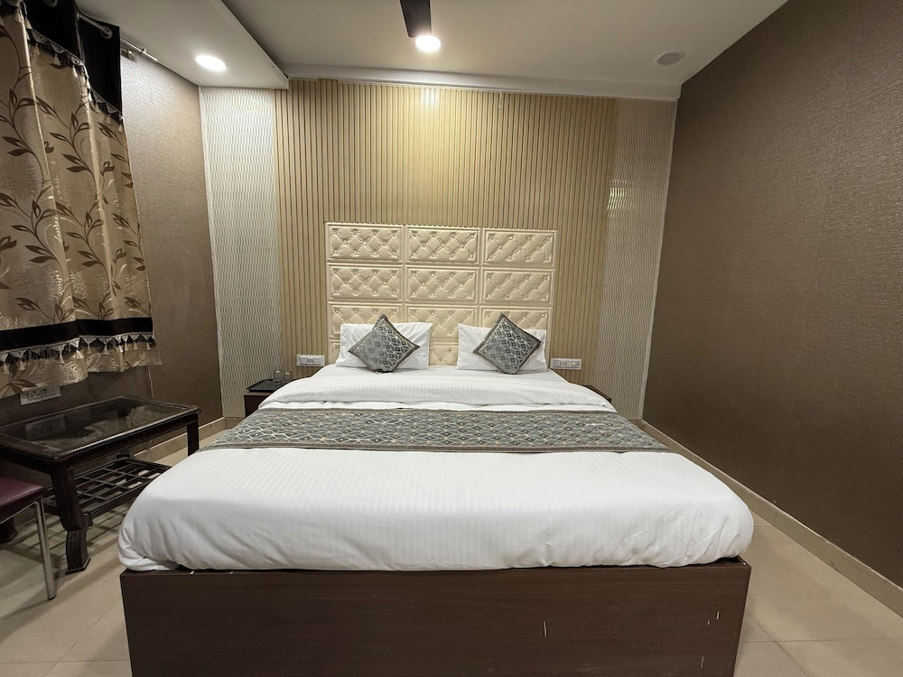 Hotel Om international