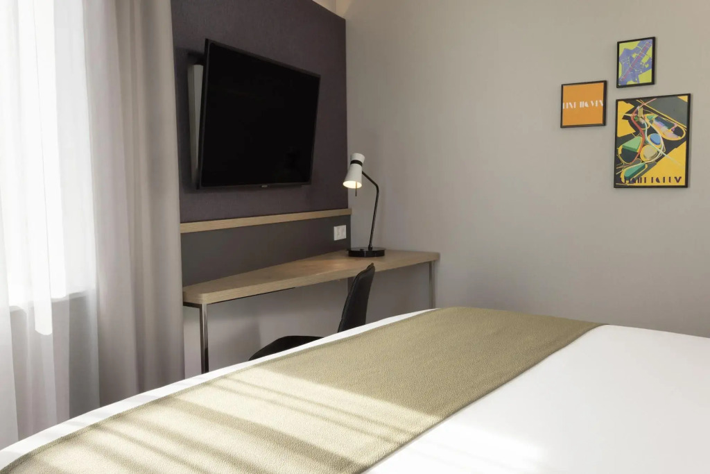 Holiday Inn - Eindhoven Airport by IHG