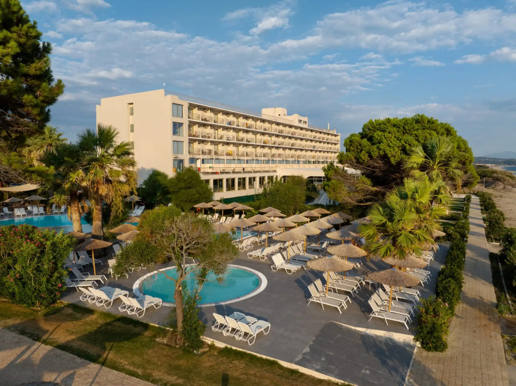 Ninos Grand Beach Resort