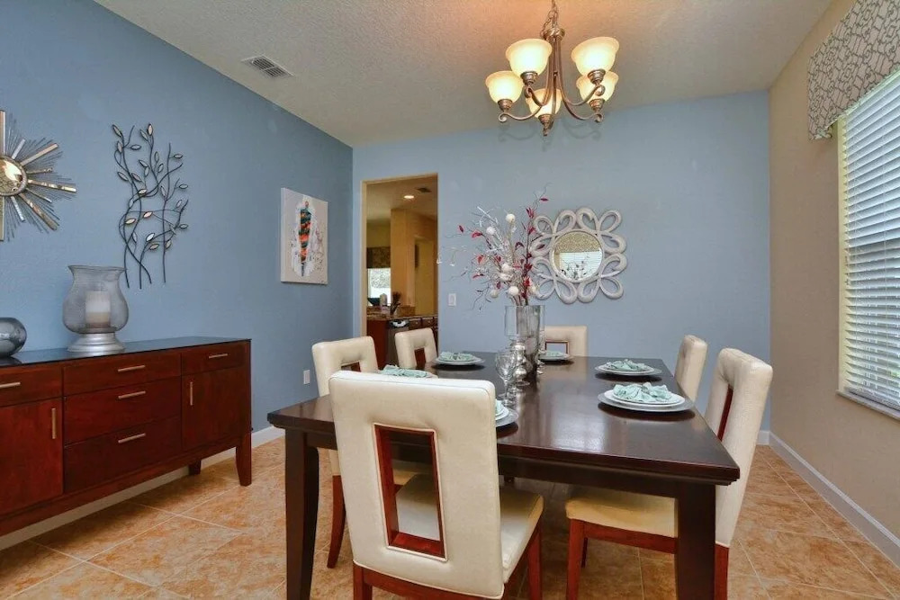 4706ts-5 Bedroom Pool - The Shire Home