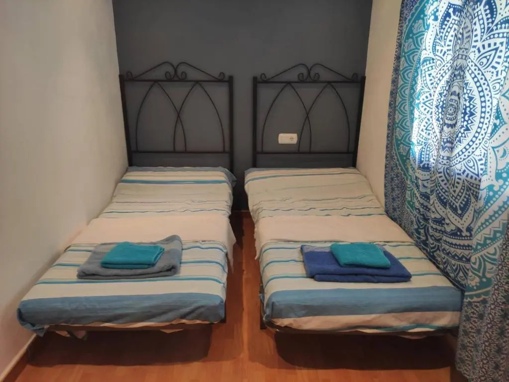 Frigiliana 3-bed Apartment- Sleeps 8