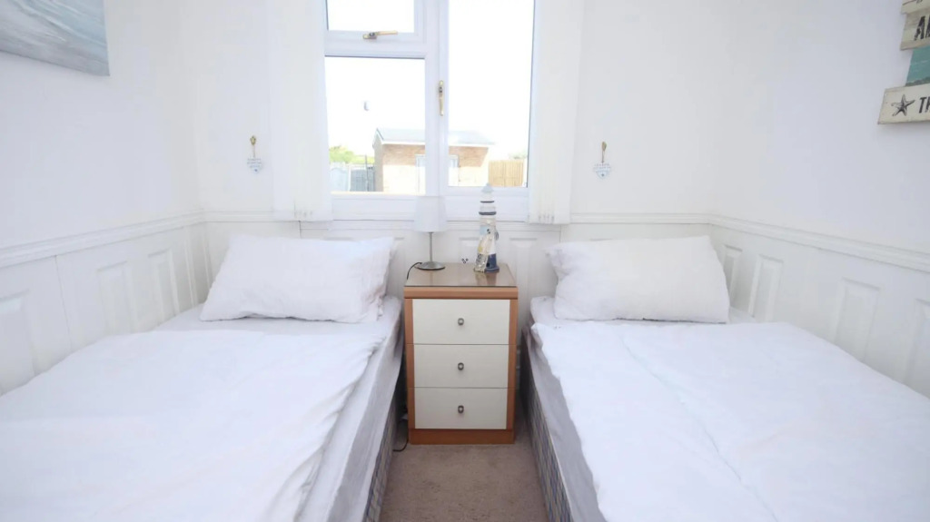 23A Medmerry Park 2 Bedroom Chalet