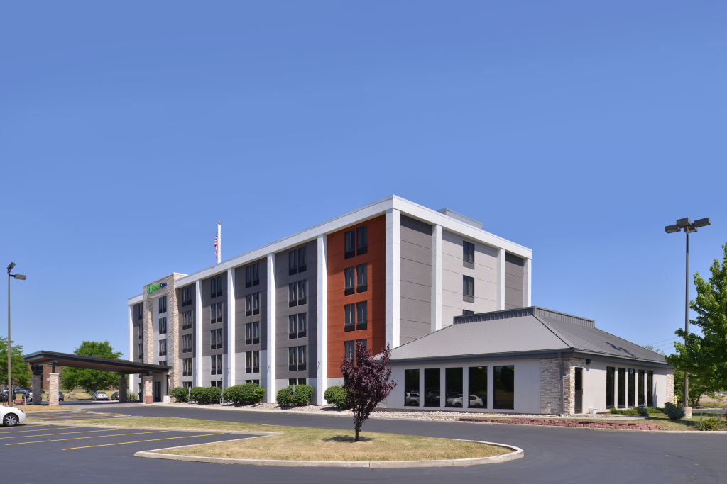 Holiday Inn Express Rochester - University Area by IHG
