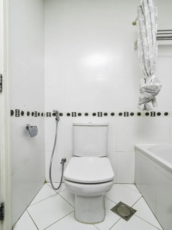 OYO Home 164 2BHK Lake View