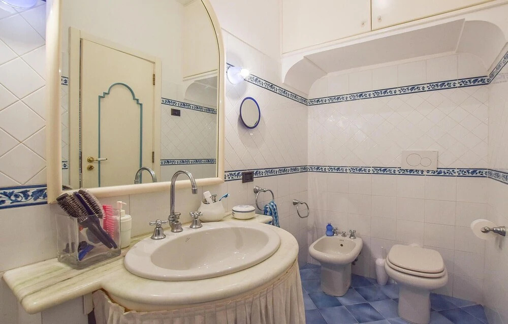 Beautiful Home in Casamicciola Terme With 2 Bedrooms and Wifi