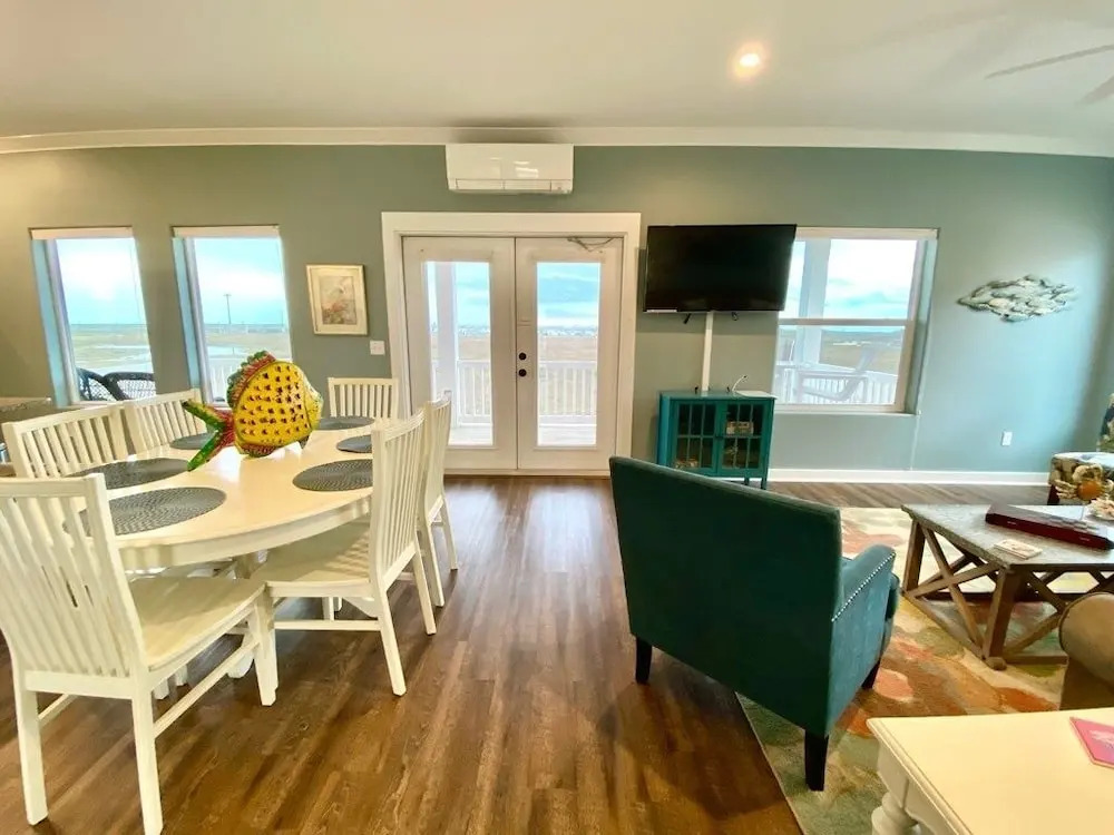 A Leave Of Absence 5 Bedroom Home