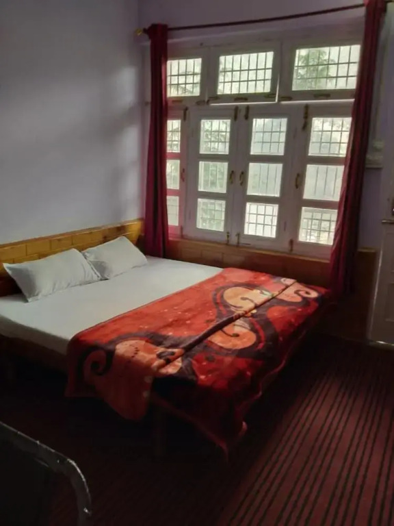Goroomgo Anjali Homestay