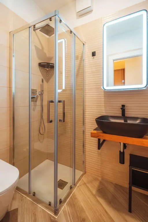 VL Luxury Apartment