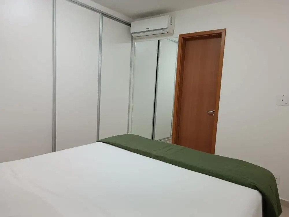 Apto 2 Q ao lado do Hospital Premium
