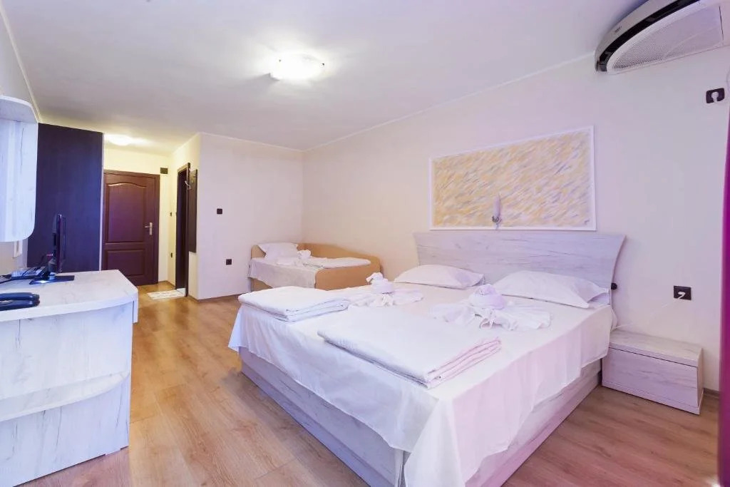 Akladi Family Hotel