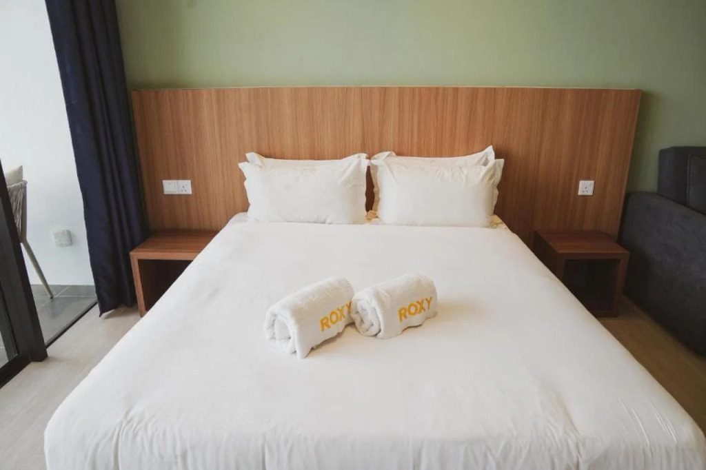 Sematan Roxy Beach Apartment