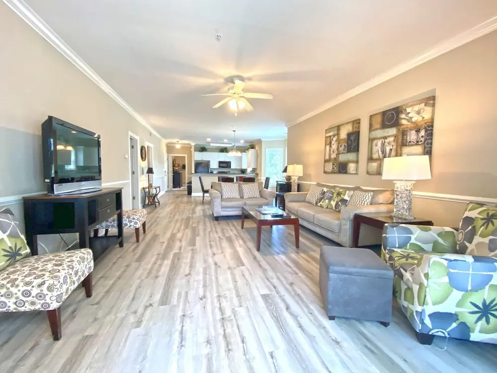 Newly Furnished! Premiere Condo w/ Lake View!