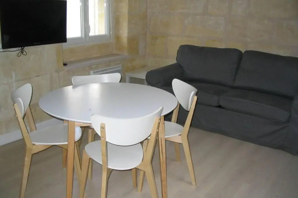 T2 calme et design quartier Chartrons à Bordeaux