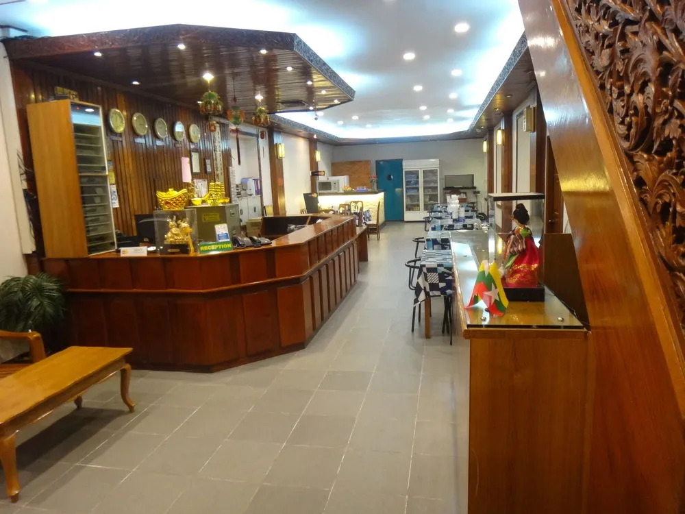 Chit Sayar Hotel