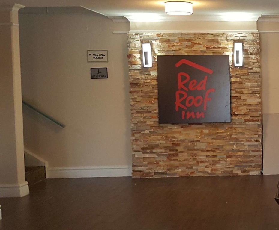 Red Roof Inn Houston East I-10