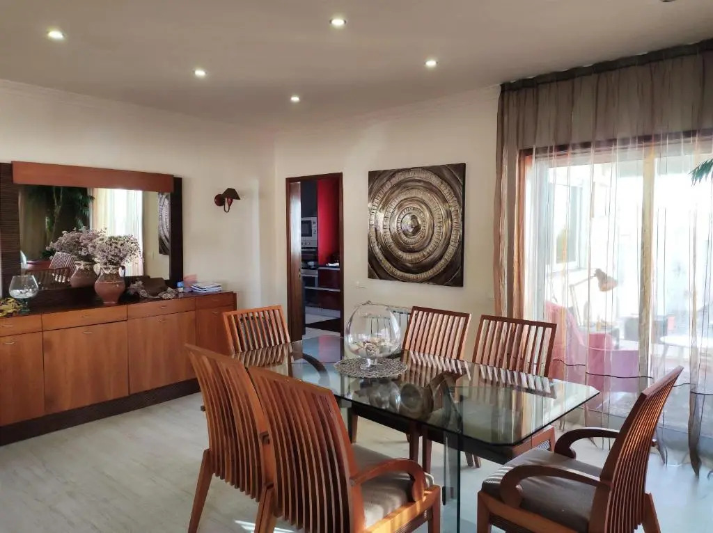 Casa com piscina para 10 pessoas - 5 min da praia Esposende