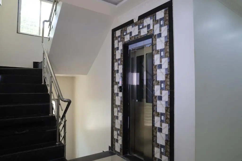 Hotel StayBird - Nest, Kharadi