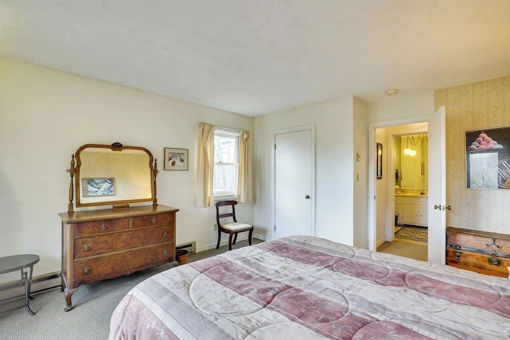 Ski, Hike & Unwind: Mtn-view Gem w/ Deck in Boone