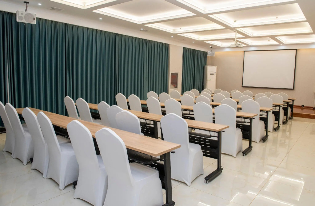 Hanting Hotel Cixian Yizhong