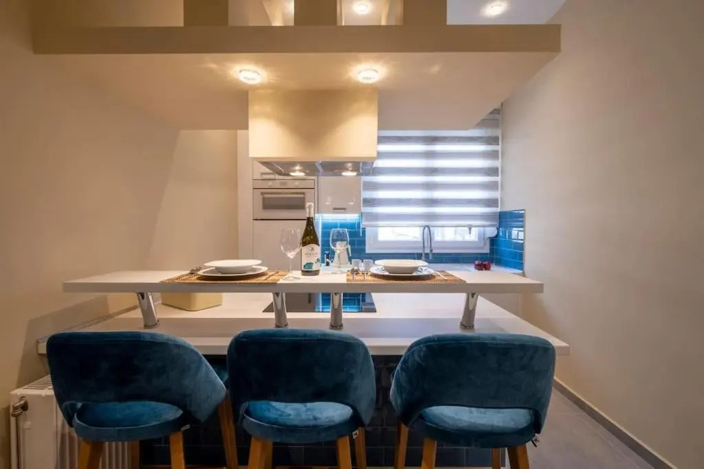 Maison De Luxx, A9 Central Lux
