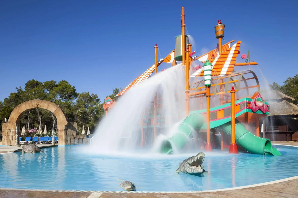 Invisa Hotel Club Cala Verde
