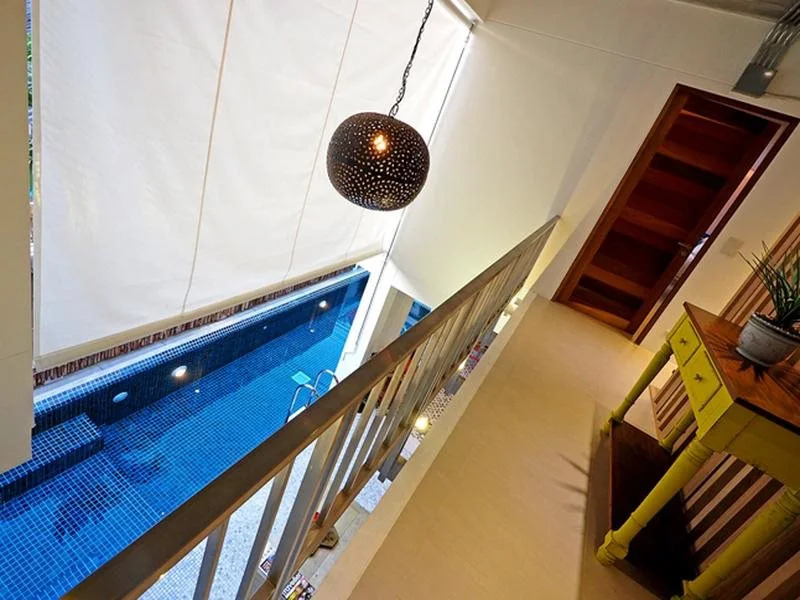 Villa S