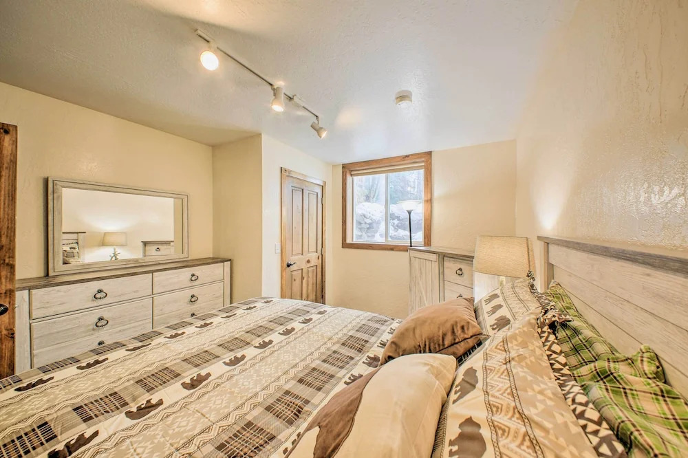 Priest Lake Apartment Near Hiking Trails
