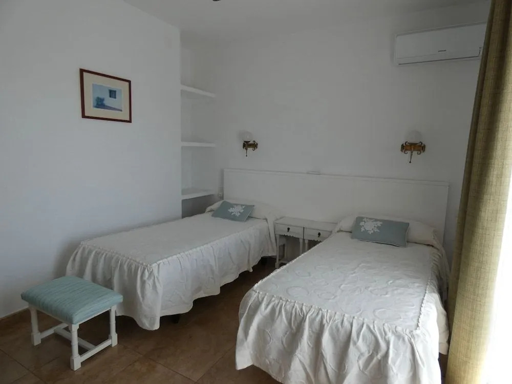 Hostal Port Fornells