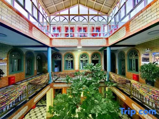 Manjiang Homestay (Bageqi Alley)