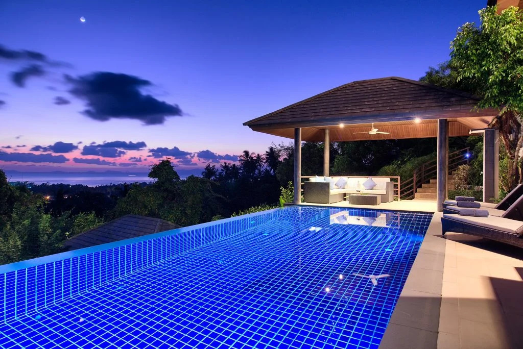 Sunset Heights Villa