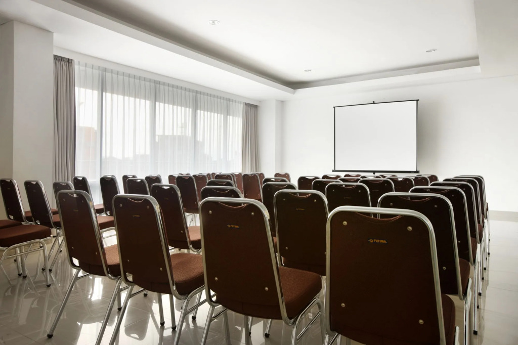 Amaris Hotel Serpong Tangerang