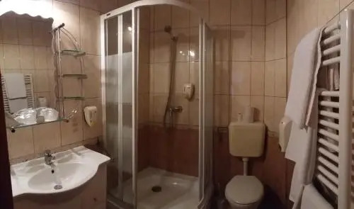 Karádi Hotel