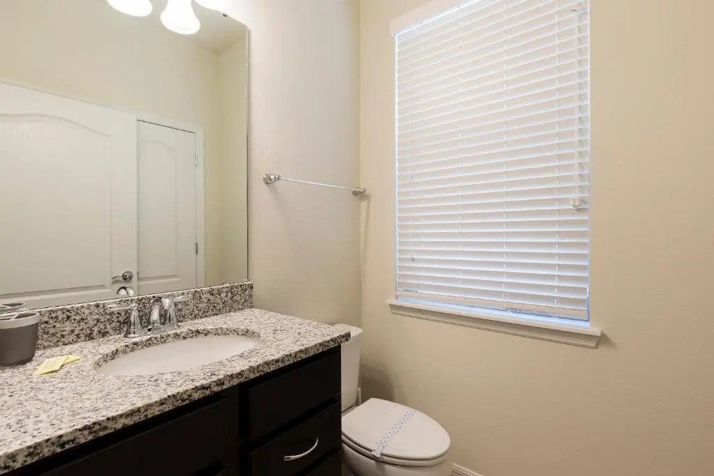 Luxury 6BR Villa in Windsor at Westside Resort