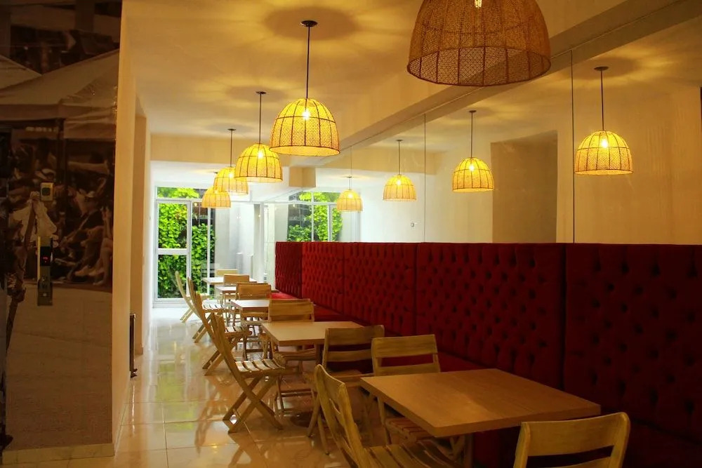Hotel OR Suites
