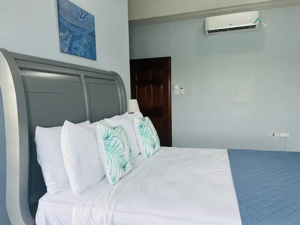 Luxury Guesthouse And Rooms The Lagoons