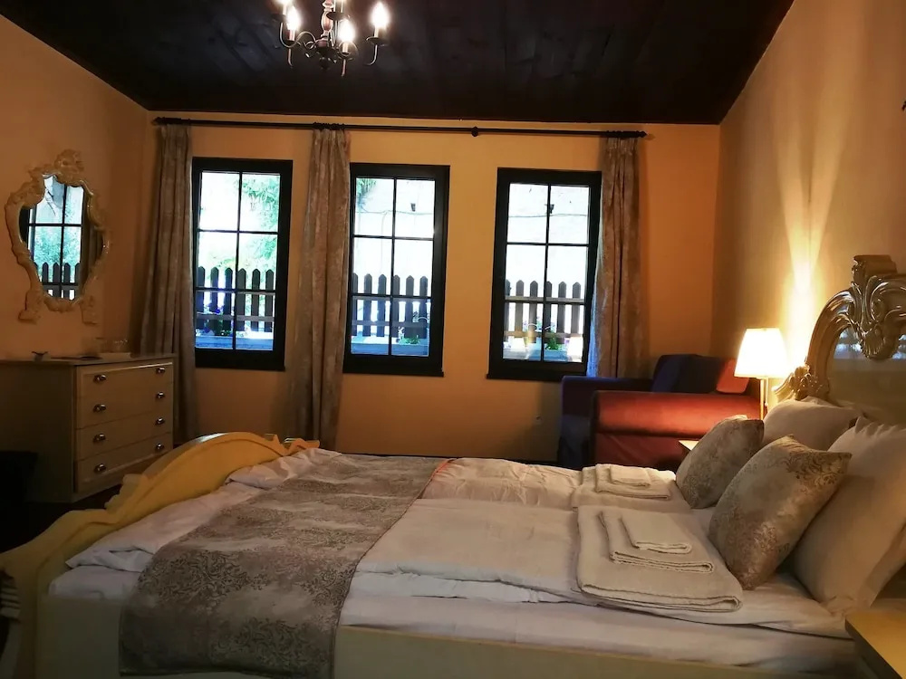 HiStory INN Unique Guest House