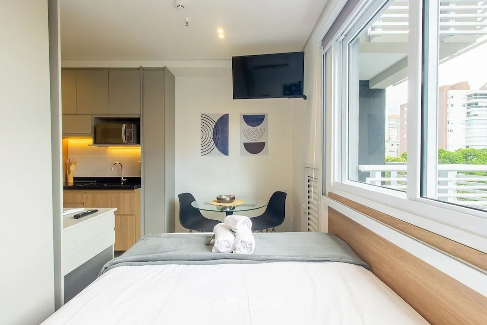 Your Complete Stay in a Building With a Pool and gym in the Best Location in Sao Paulo - Cars