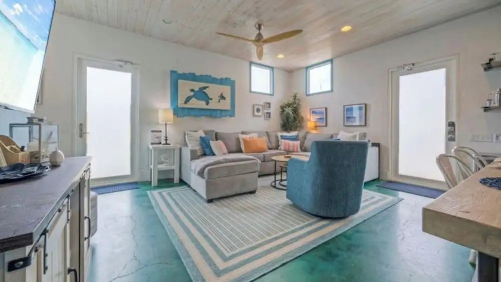 Terrace Landing Trio by Avantstay Sleeps 36 3 Coastal Home + Shared Pool + Golf Cart Zone Old Town Port A Dining