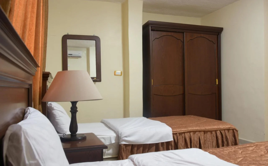 Cleopetra Hotel