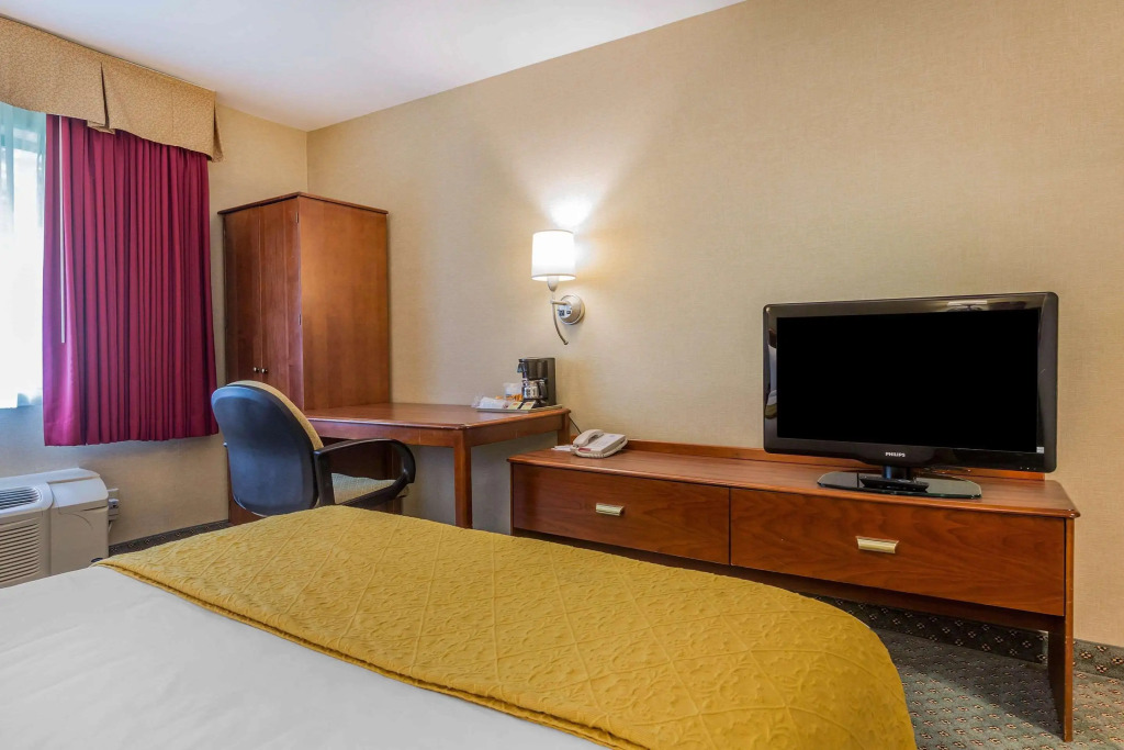 Quality Inn Hyde Park - Poughkeepsie North