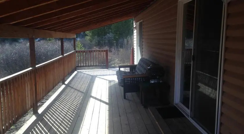 Creekside Cottage