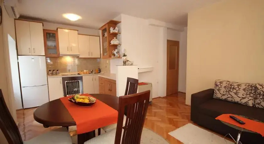 Apartment Toni
