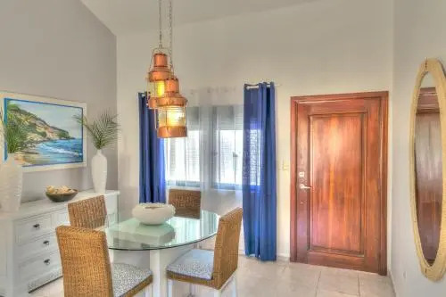 Beautiful Beachfront 2-Bdr Apt D301