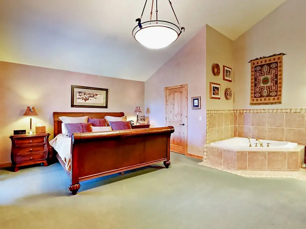 1688 Village Round Dr Home 5 Bedrooms 3 Bathrooms Home