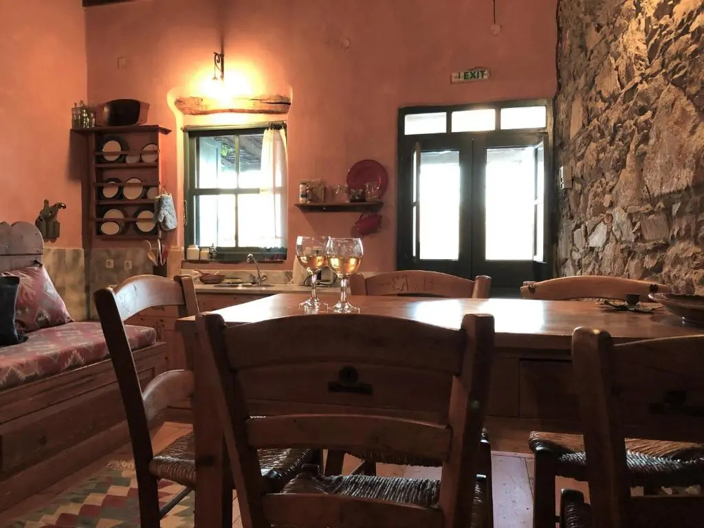 LITTLE HOUSE, Charming Village House with Fantastic View