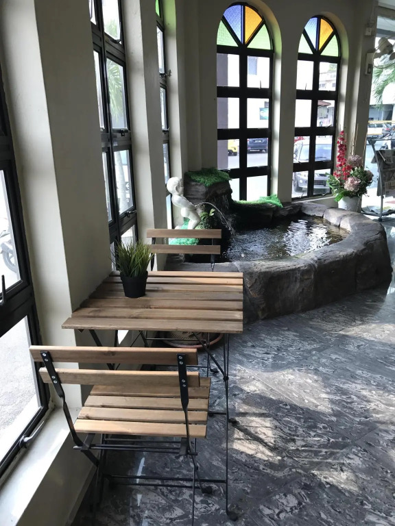Sherwinton Hotel