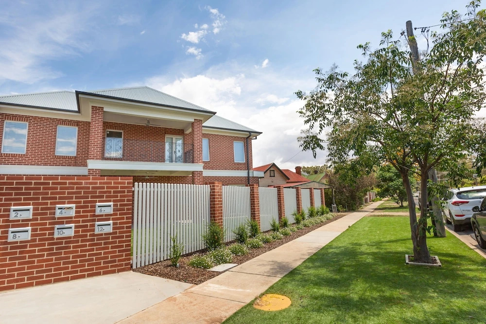 Best Central Wagga Townhouse