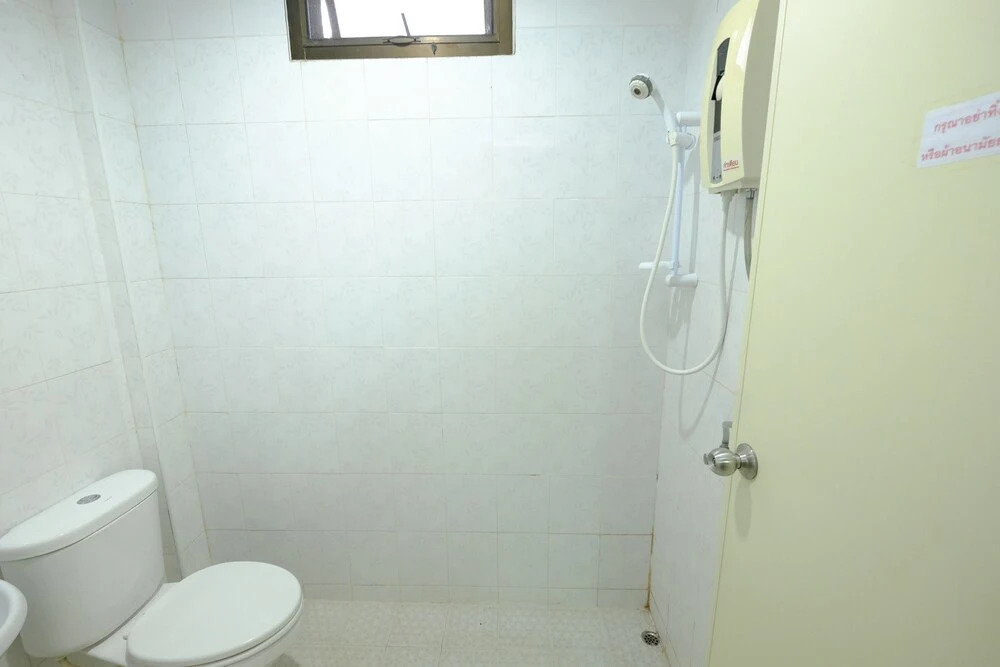 Baansetthanan Apartment