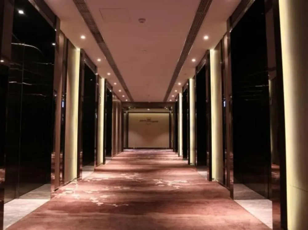 Suzhou Hupan Four Seasons Apartment