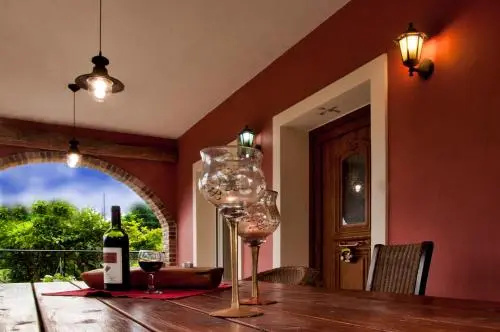 Evelina's Country House